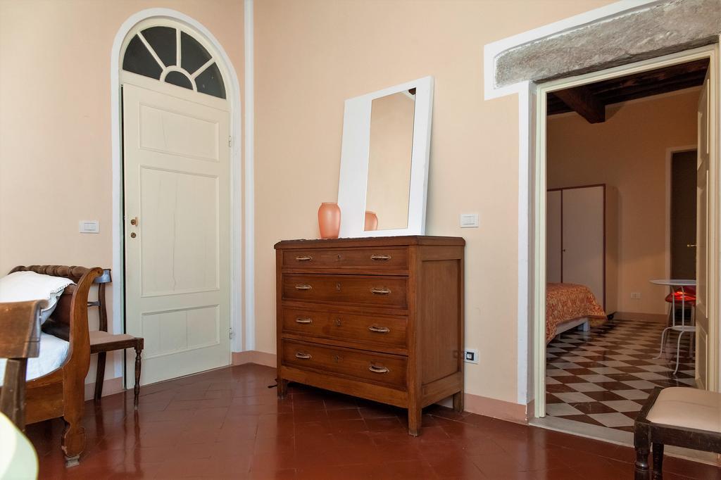 Bed and Breakfast Cavour33 Massa  Zewnętrze zdjęcie