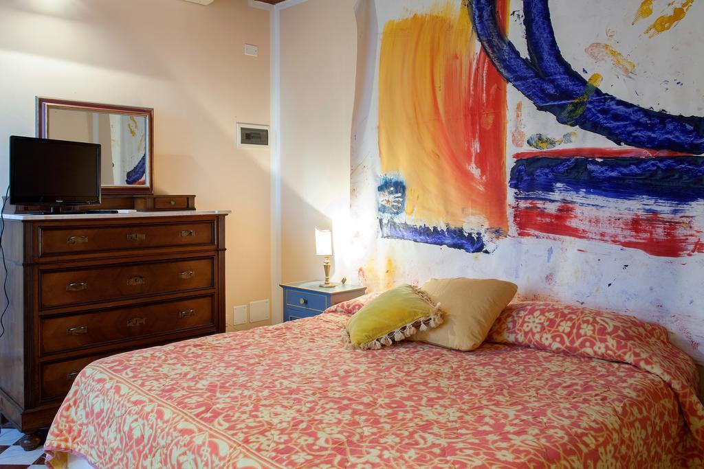 Bed and Breakfast Cavour33 Massa  Zewnętrze zdjęcie